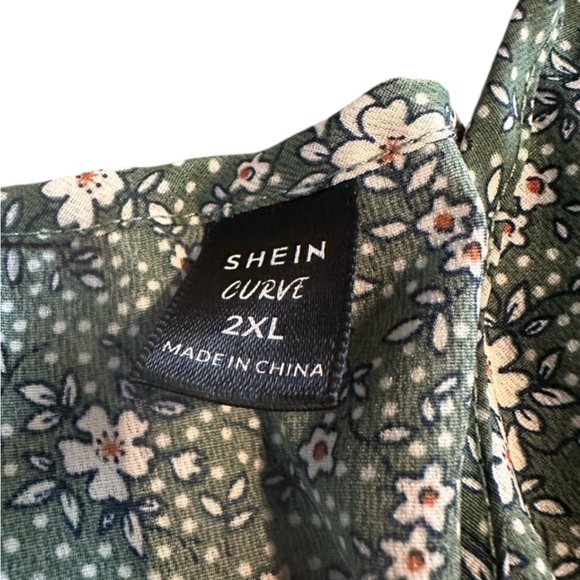 SHEIN Floral Sundress - Picture 3 of 3